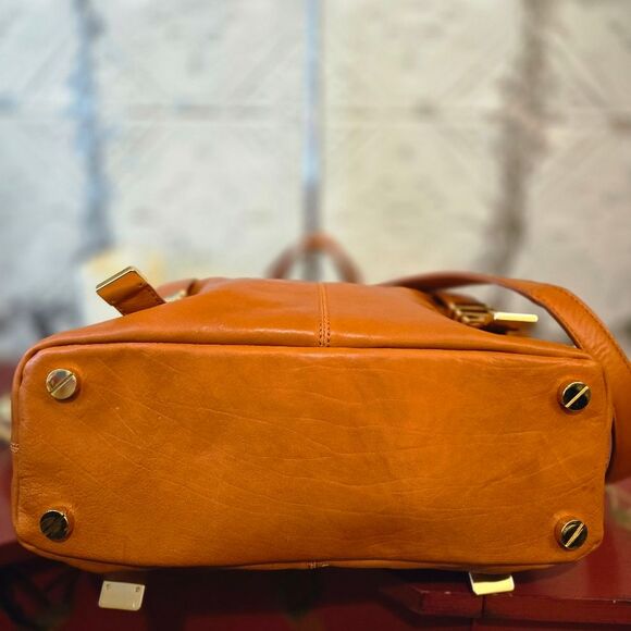 Michael Kors Collection Darrington Large Camel Color Leather Bag - Picture 12 of 15